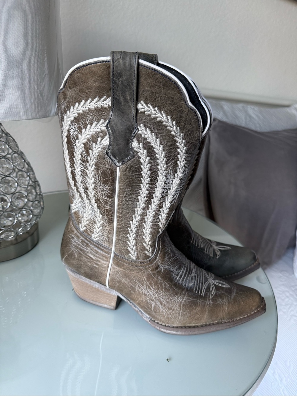 Black Western Embroidered Ankle Boots - Sterling River size 10 - Picture 3 of 7